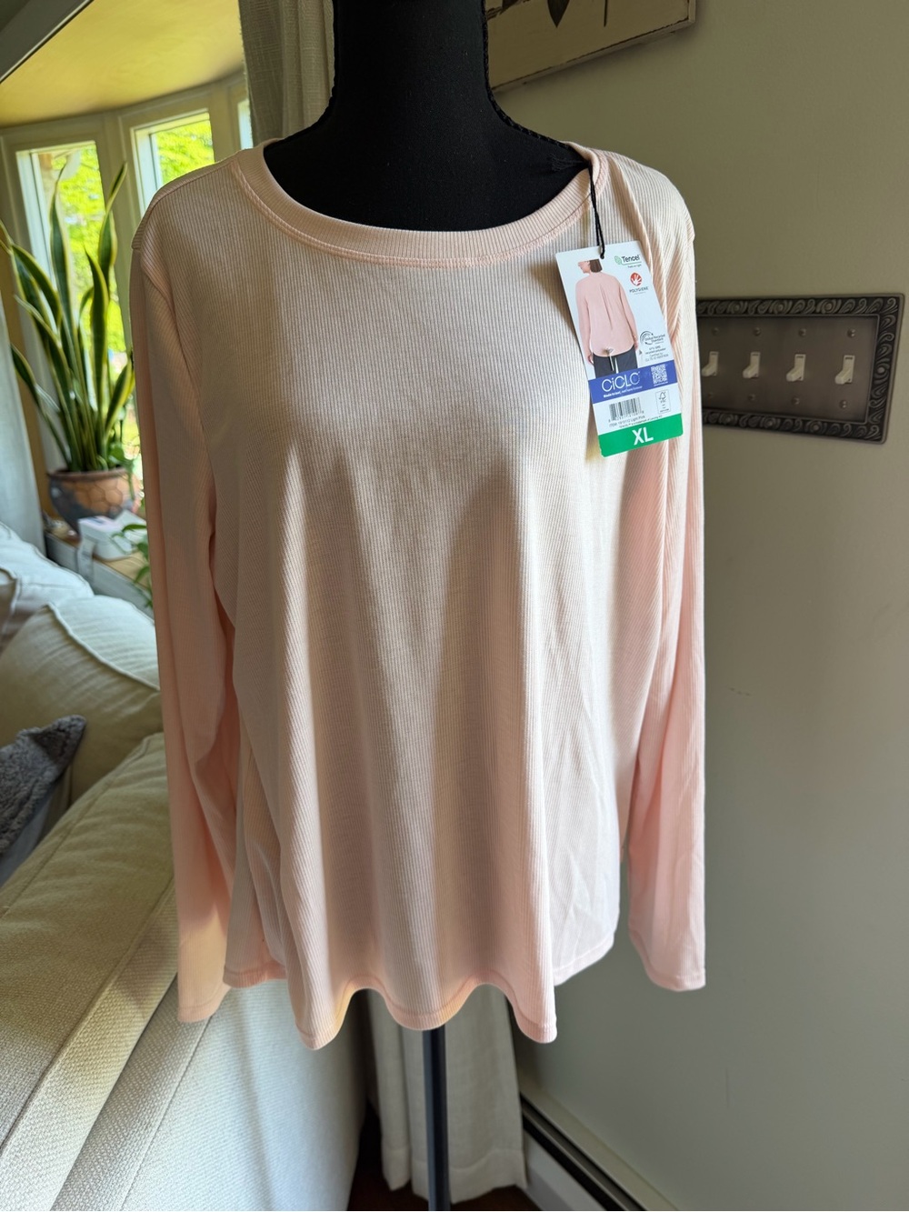 Ciclo  Light Pinky/Peach? Long Sleeve Crew Top - XL